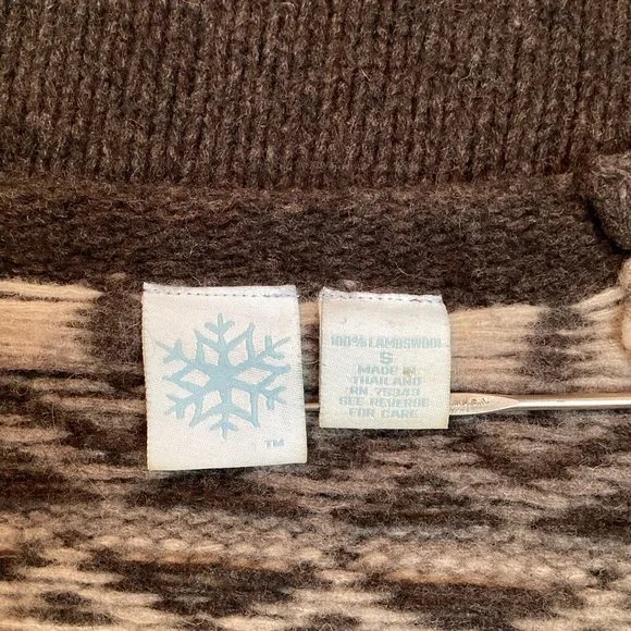 Fair Isle Nordic 100% Lambswool Sweater - Picture 6 of 8